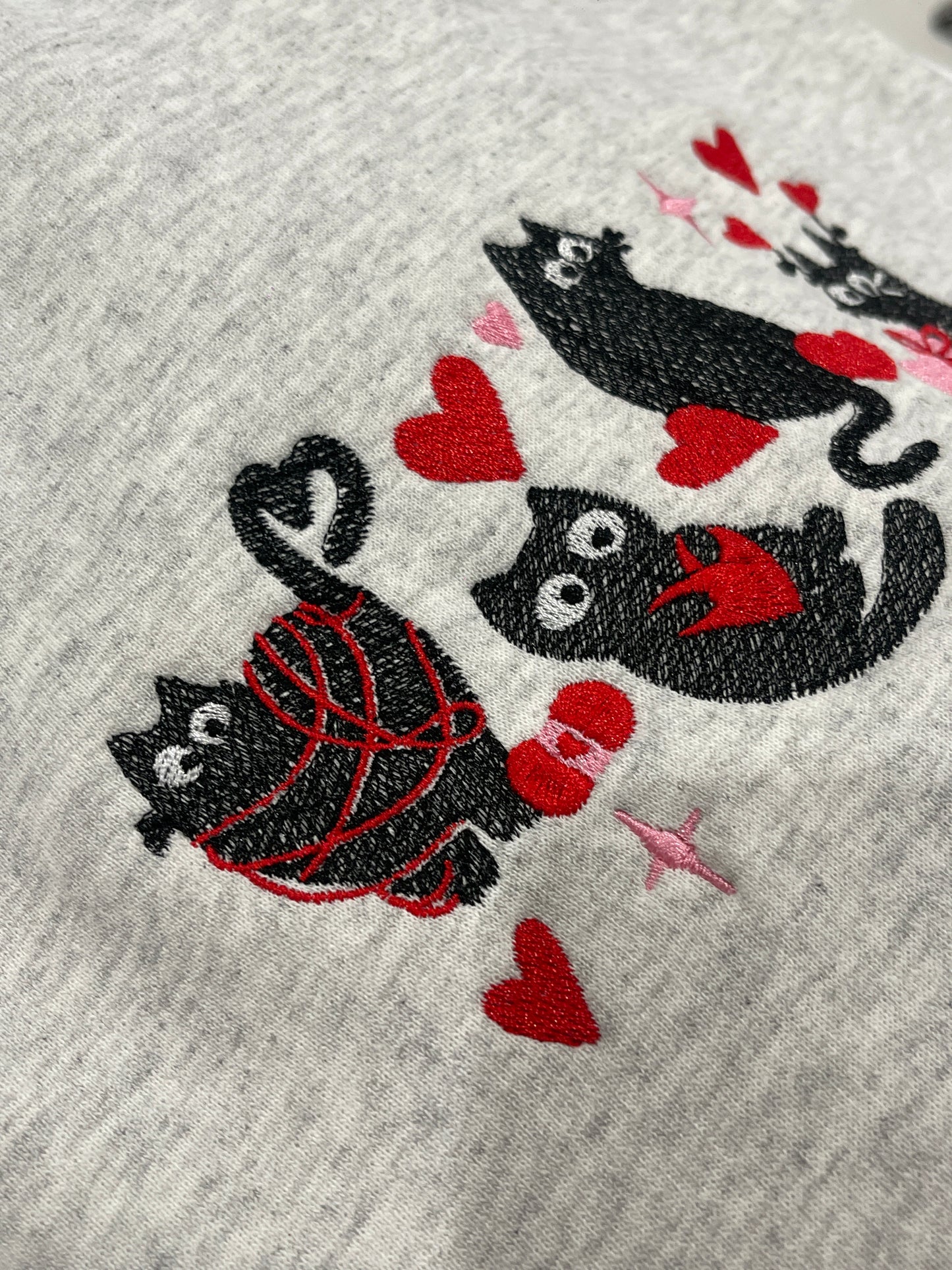 Valentines Heart Cats with Yarn Embroidery